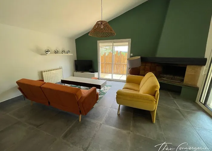 Villa Familiale Avec Piscine Proche De Sete Et De Montpellier
